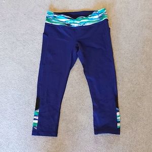 Size 10 lululemon crops